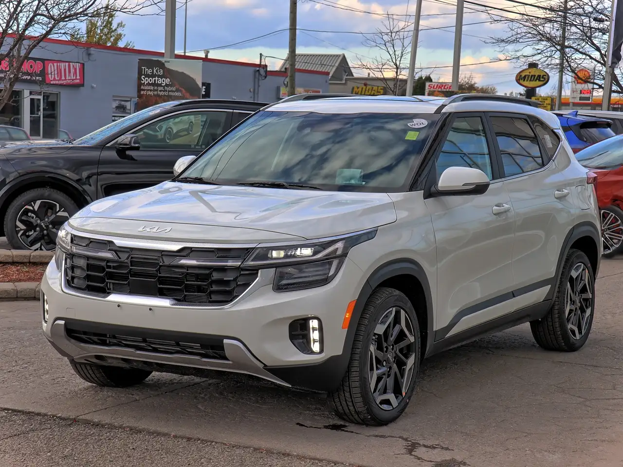 Kia Seltos снимка Kia Seltos