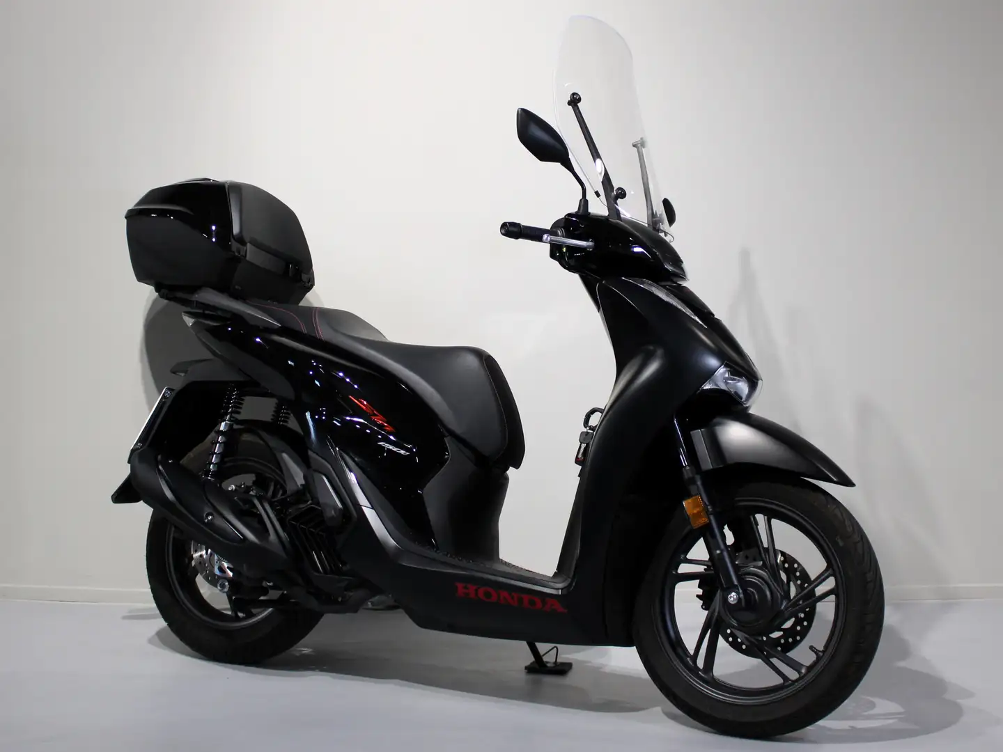 Honda SH 150 SPORT - 2