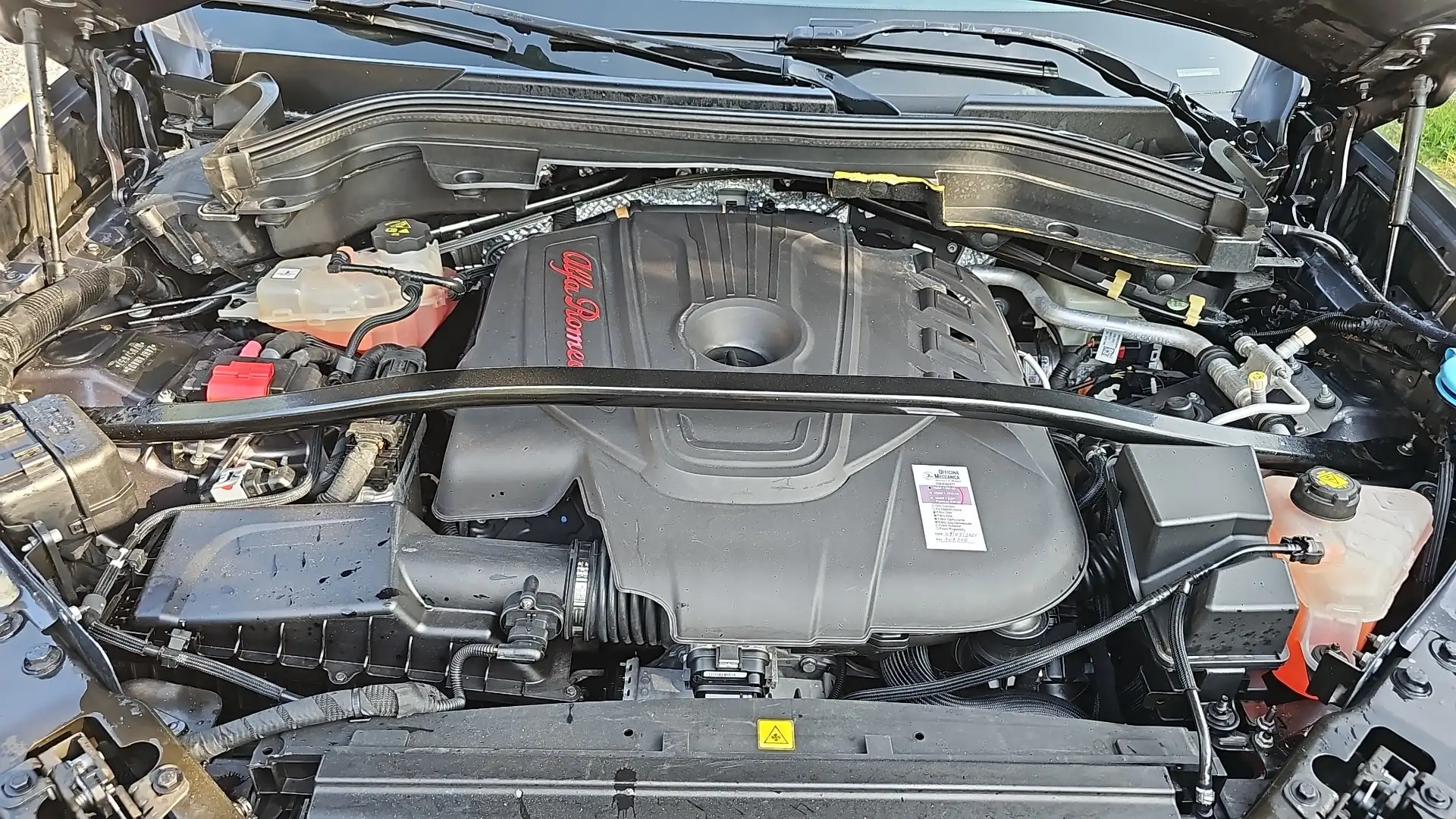 Alfa Romeo Stelvio business - 1