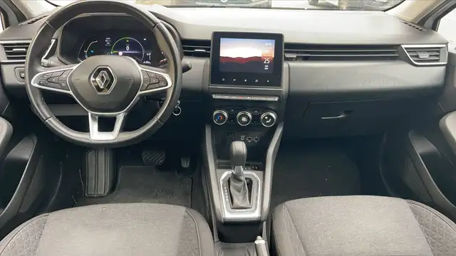 Renault Clio view 11
