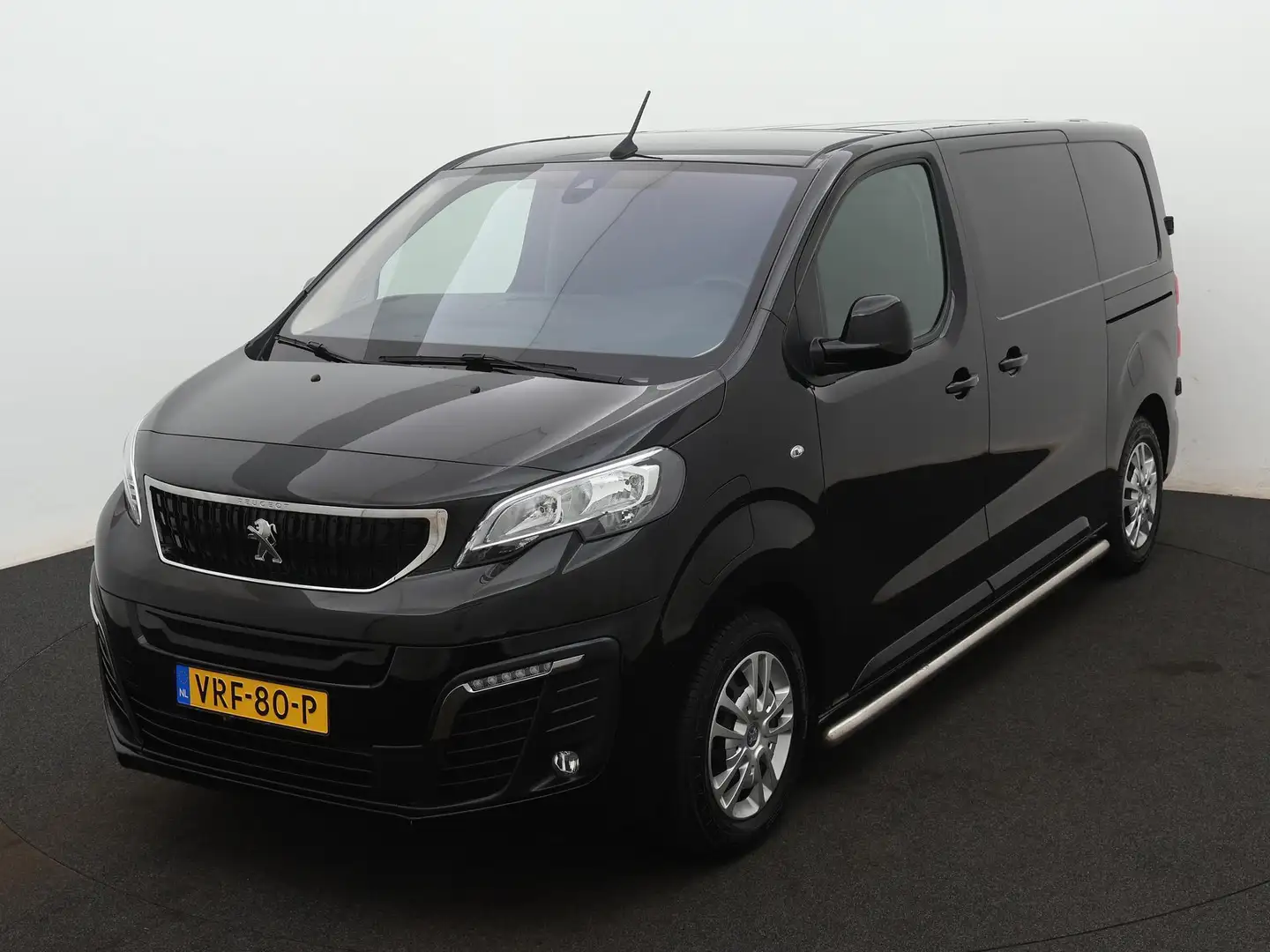 Peugeot e-Expert EV 75 kWh Standard Premium 136PK Automaat | Naviga Zwart - 2