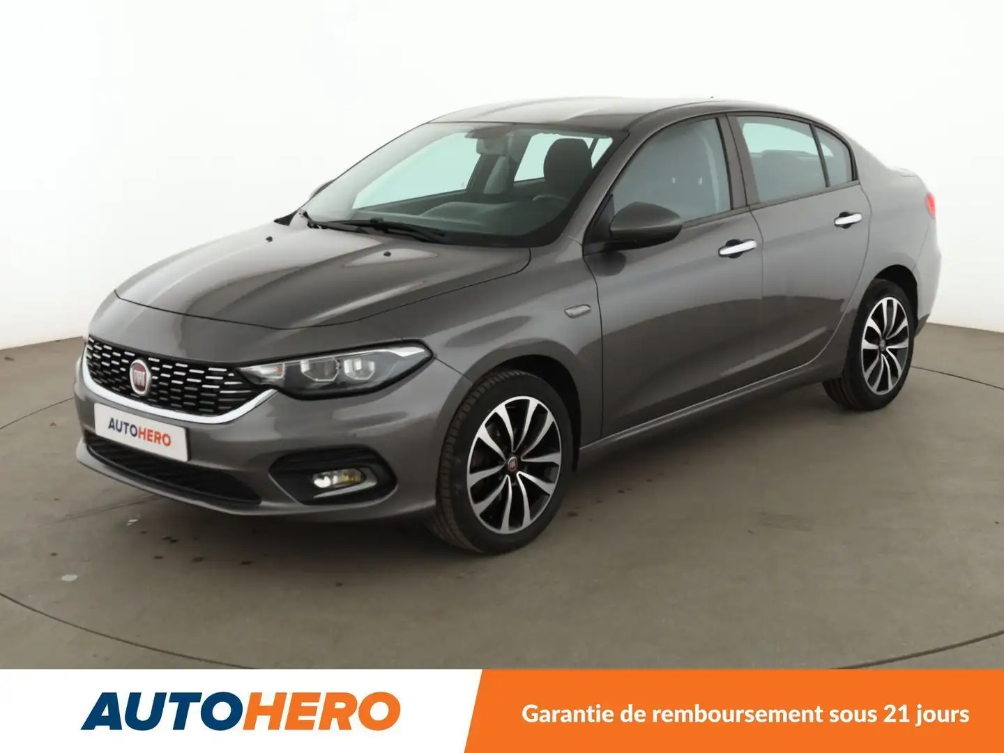 Fiat Tipo 1.4 Pop Gris - 1