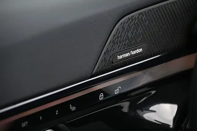 BMW i5 Touring eDrive40 81,2kWh  M Sportpaket Pro NP €... Ansicht 8