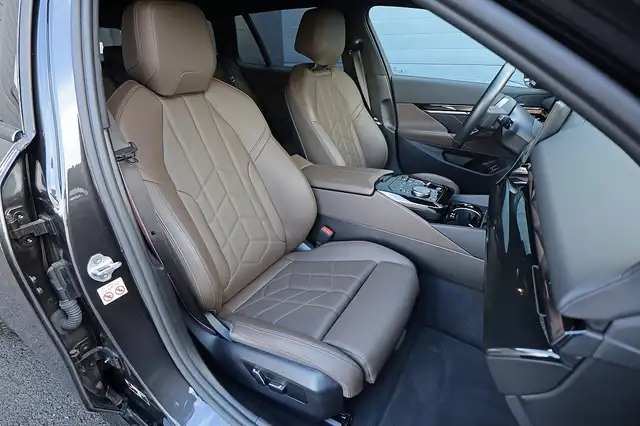 BMW i5 Touring eDrive40 81,2kWh  M Sportpaket Pro NP €... Ansicht 11