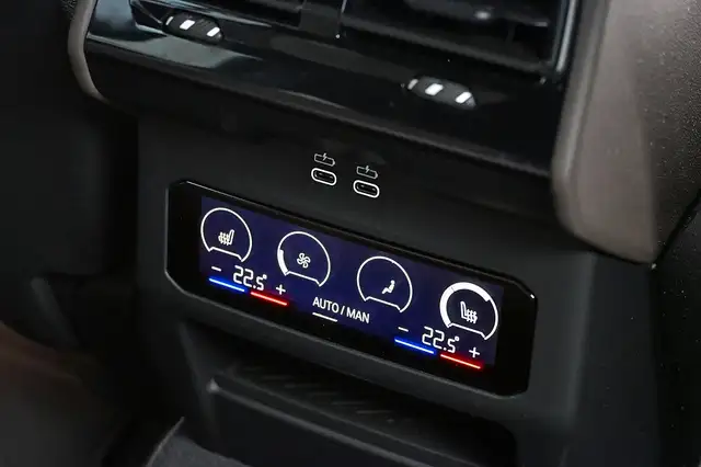 BMW i5 Touring eDrive40 81,2kWh  M Sportpaket Pro NP €... Ansicht 9