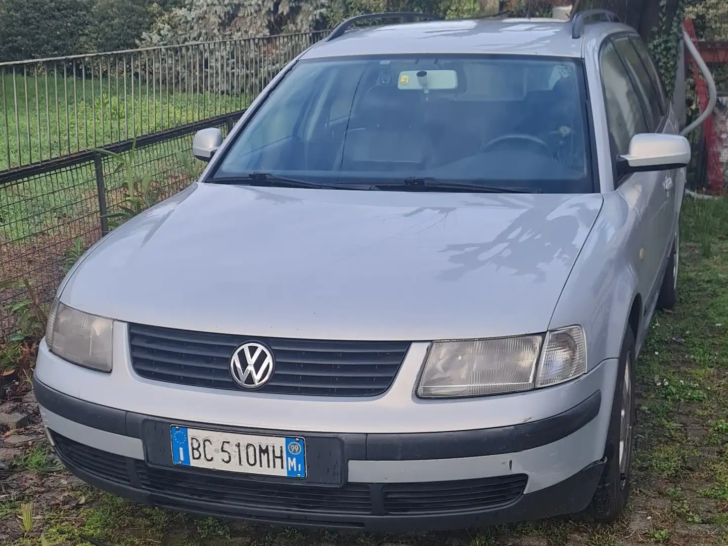 Volkswagen Passat Variant Passat Variant 1.8 Highline auto Argento - 2