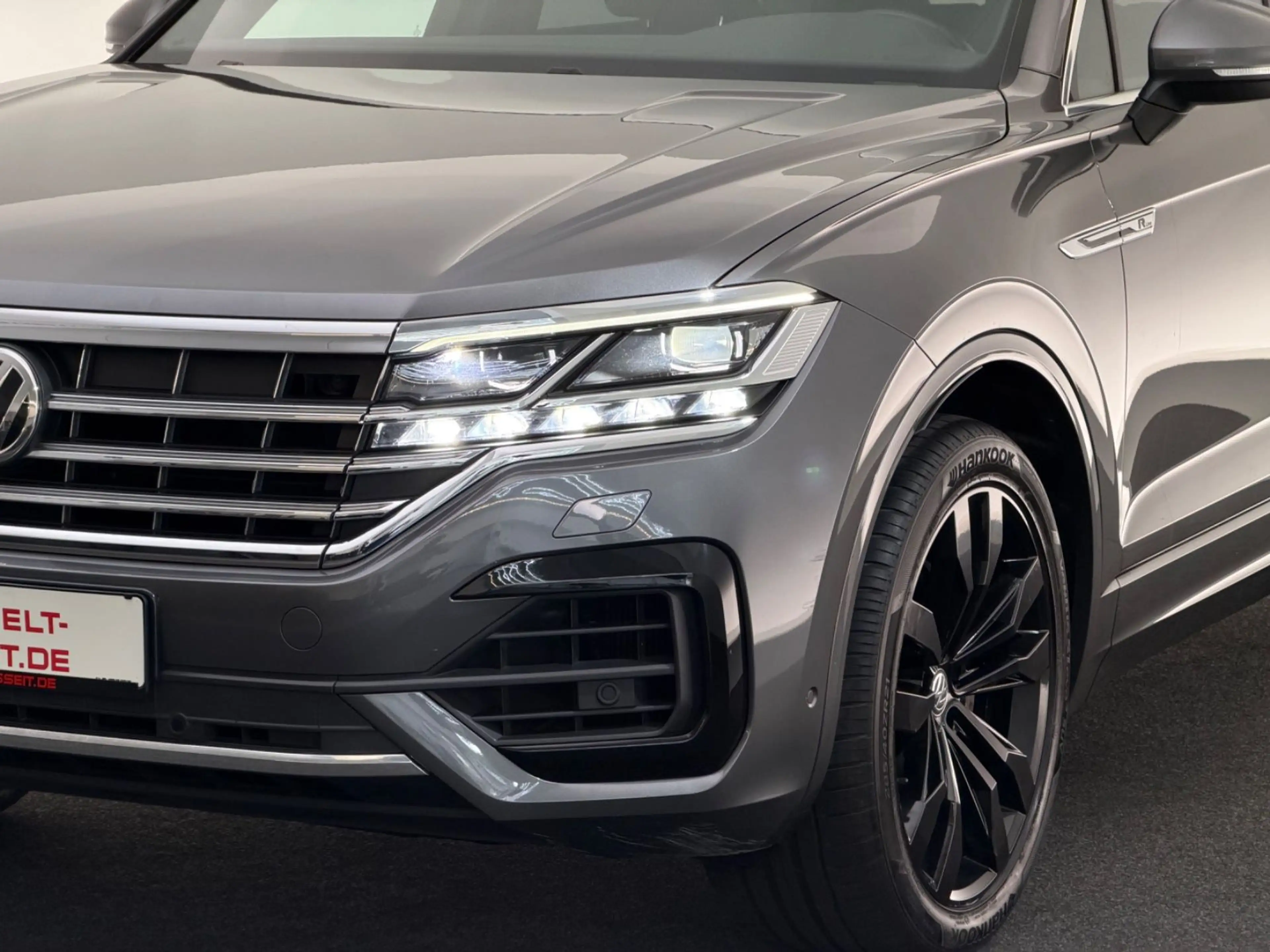 Volkswagen Touareg 3.0 4Mo.*ELEGANCE*R LINE-MATRIX-PANO-AHK — photo 14
