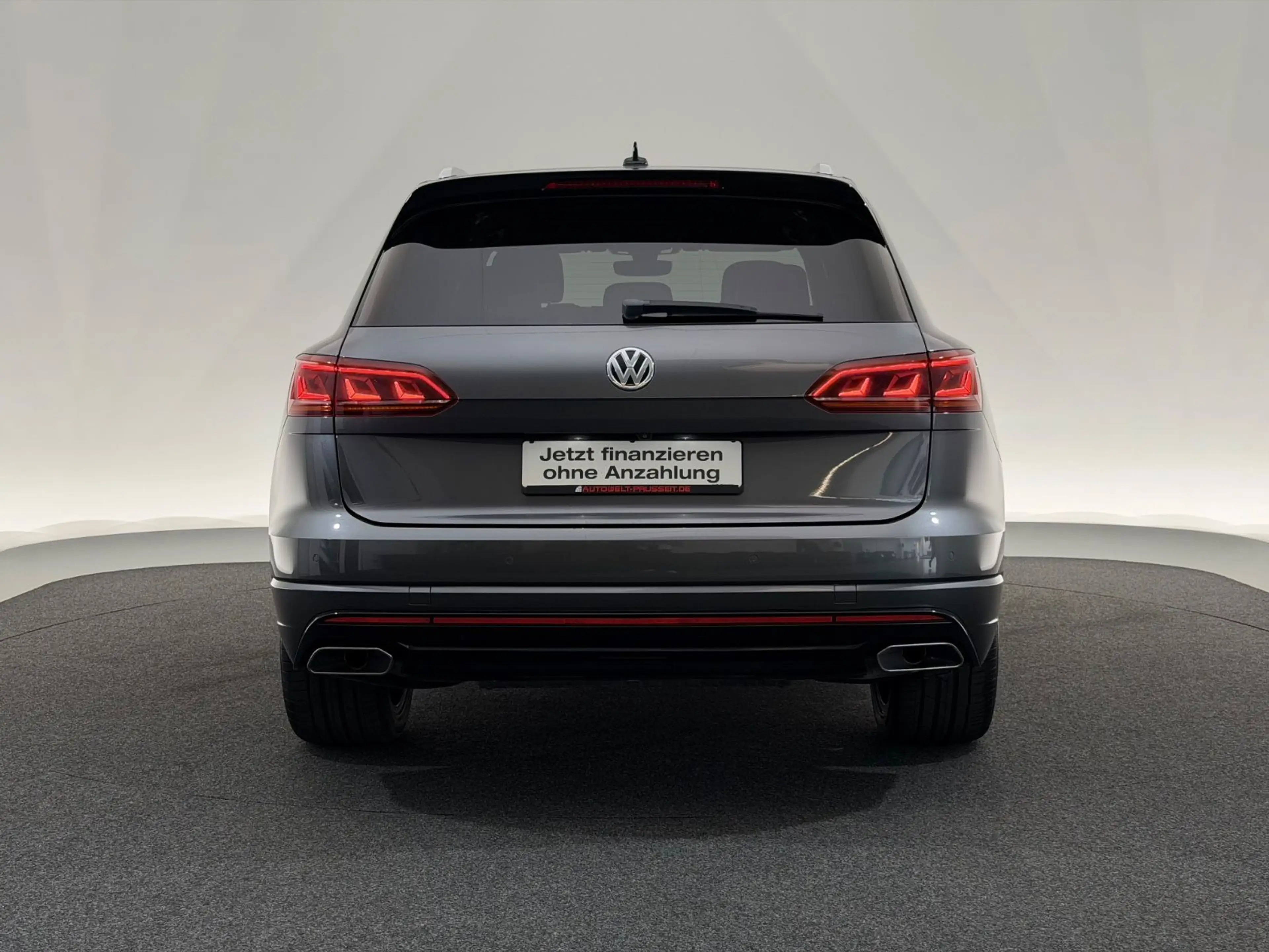 Volkswagen Touareg 3.0 4Mo.*ELEGANCE*R LINE-MATRIX-PANO-AHK — photo 6