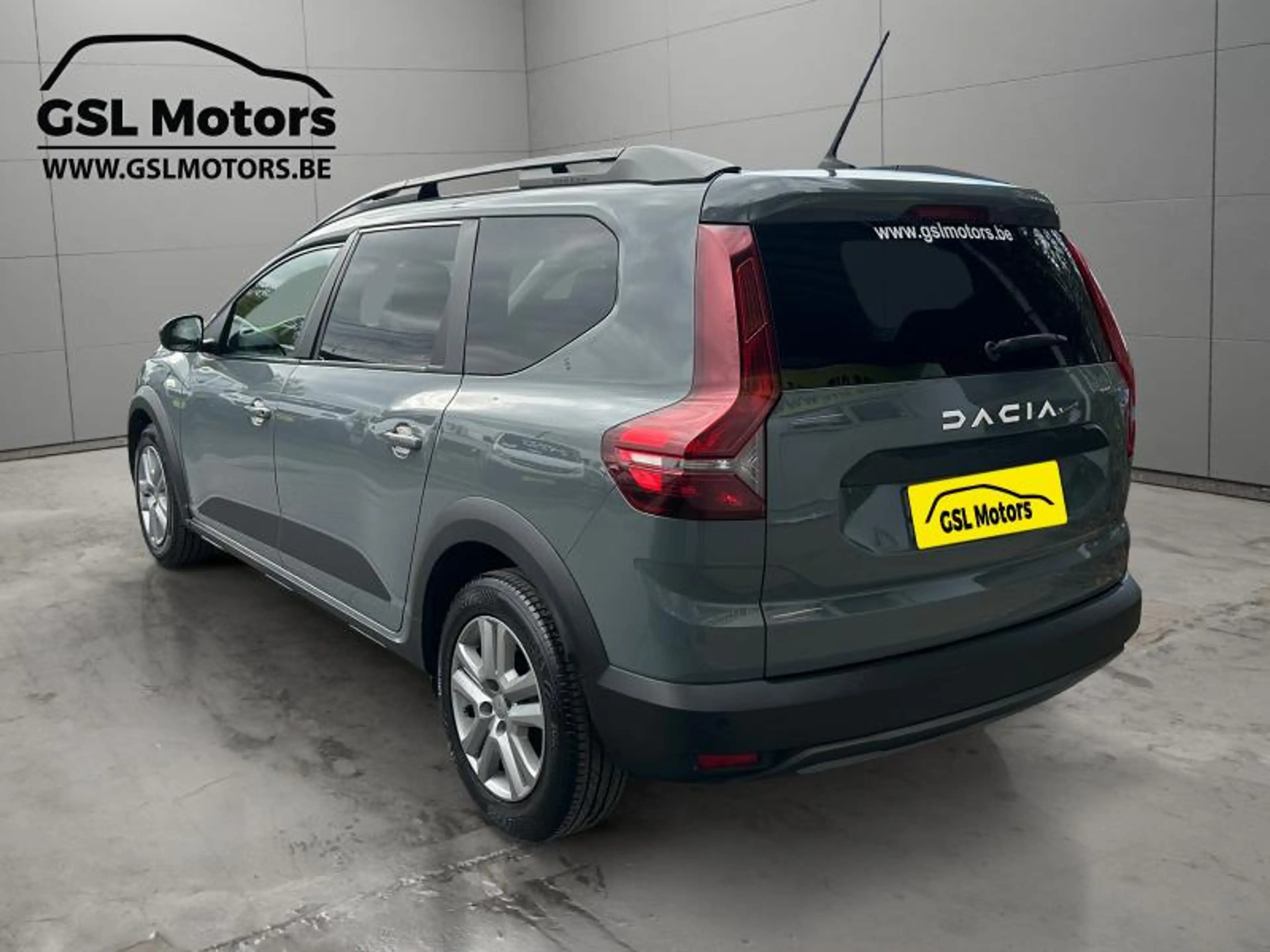 Dacia Jogger 1.0 110cv 7pl gris 03/23 87958km Airco GPS Cruise — photo 7