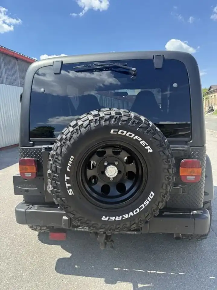 Jeep Wrangler 2.5i Sport, foto 2