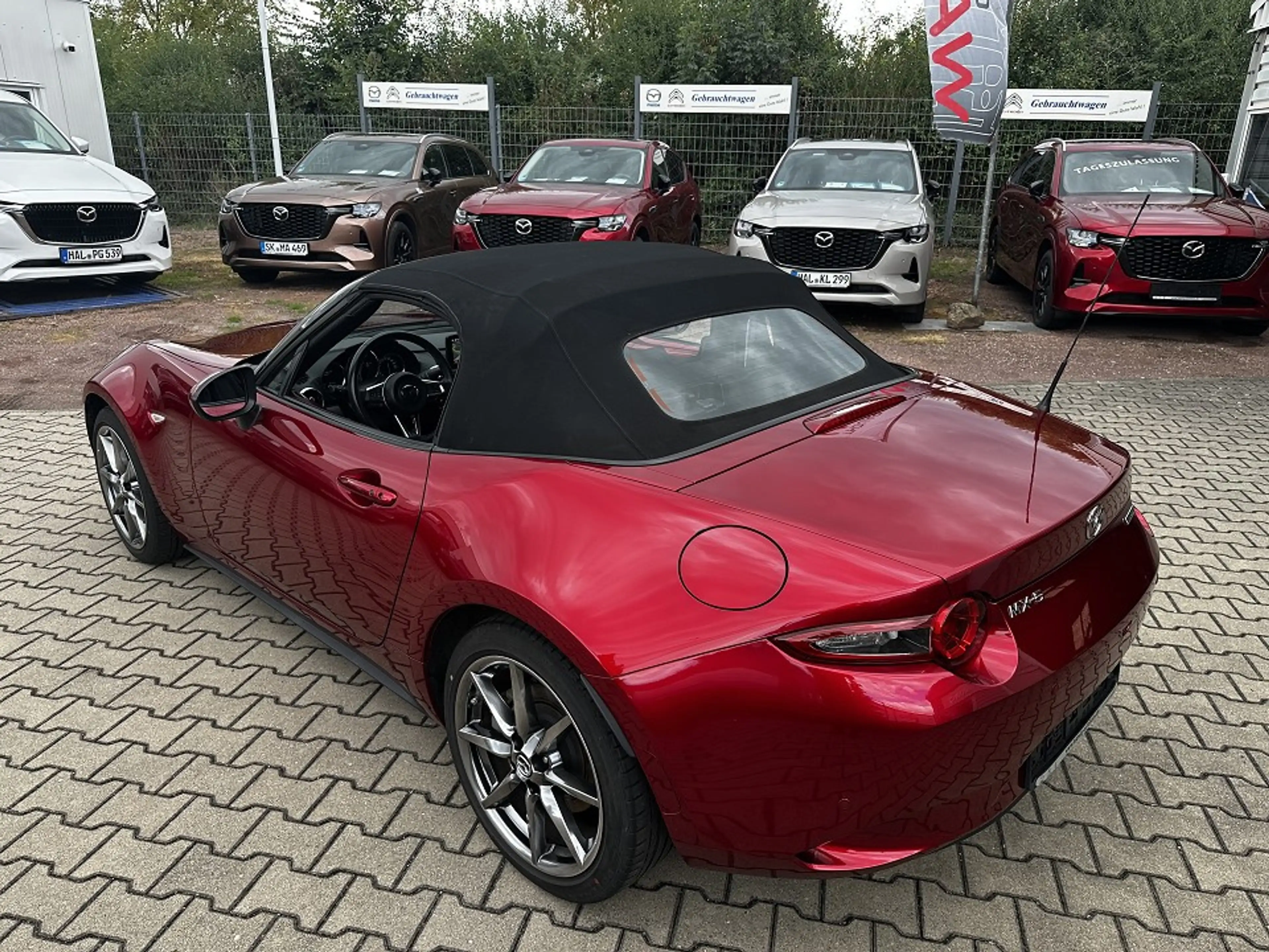 Mazda MX-5 Roadster SKYACTIV-G 2.0 6GS Selection ACT-P Select — photo 6