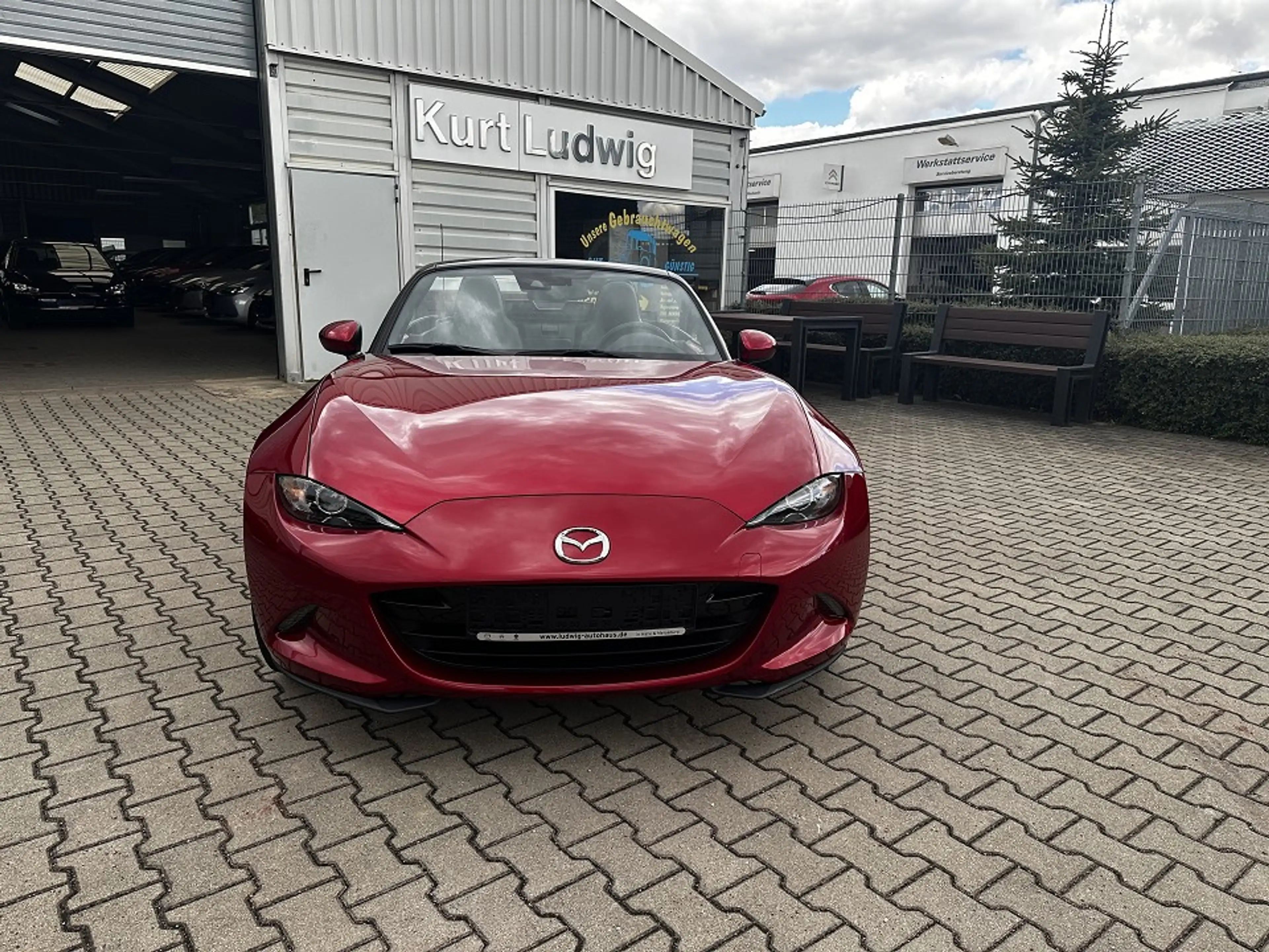 Mazda MX-5 Roadster SKYACTIV-G 2.0 6GS Selection ACT-P Select — photo 8