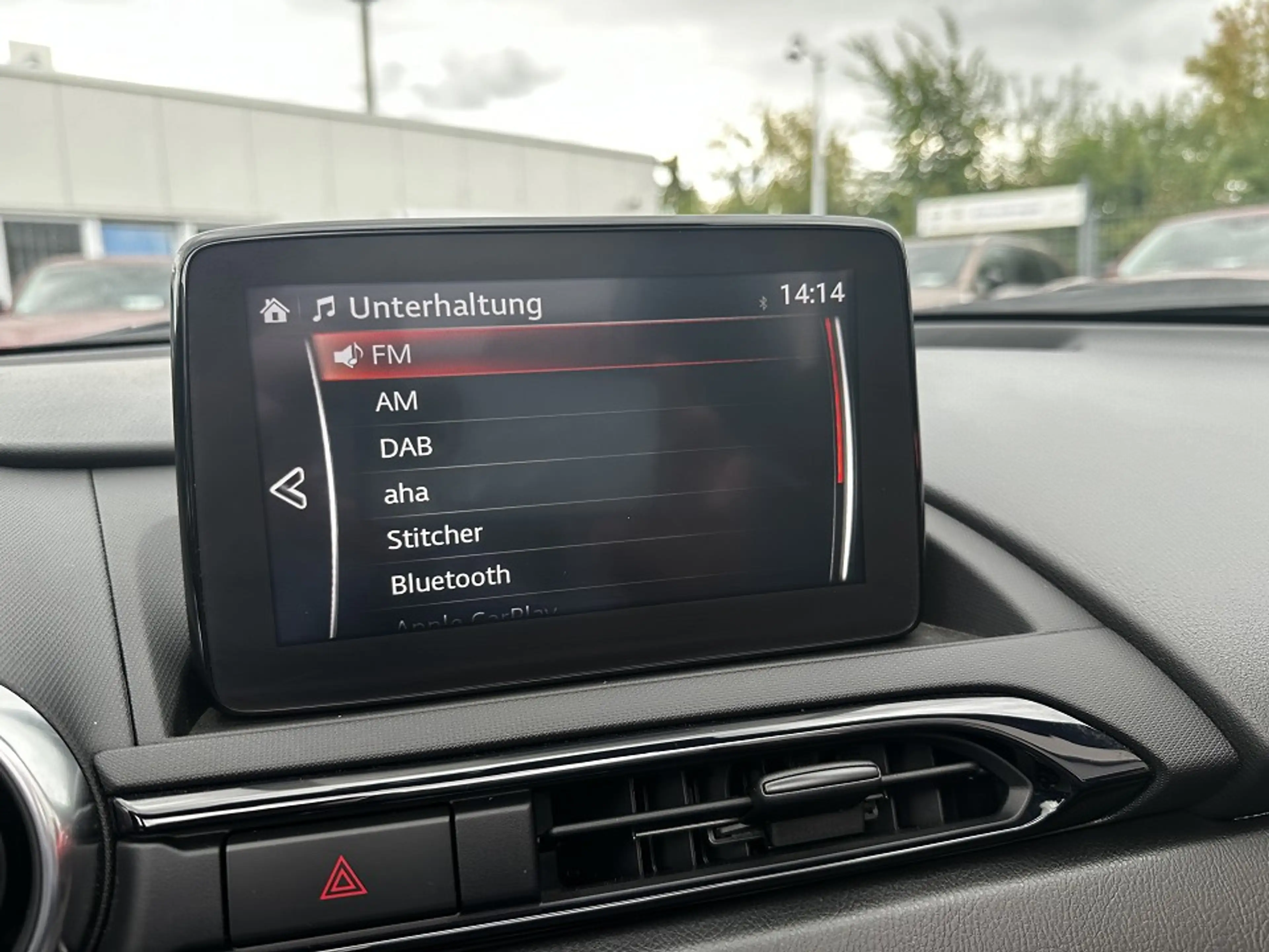 Mazda MX-5 Roadster SKYACTIV-G 2.0 6GS Selection ACT-P Select — photo 14