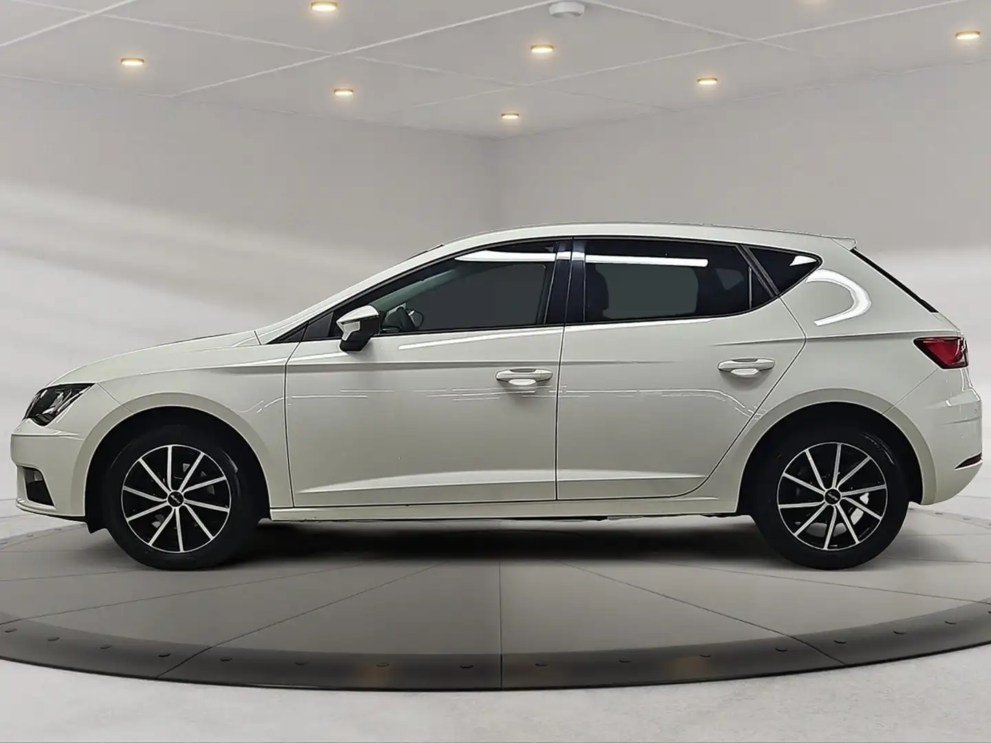 SEAT Leon * LIFESTYLE * 2. BESITZ * TEMPOMAT * KLIMA * PDC * Weiß - 2