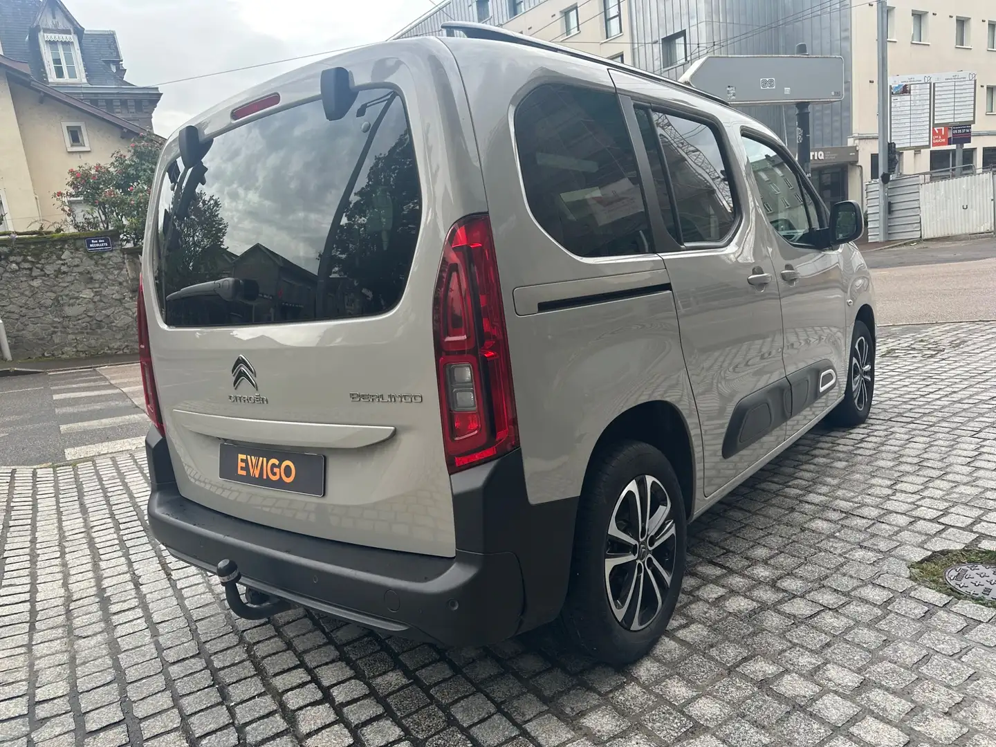 Citroen Berlingo GENERATION-III COMBI 1.5 BLUEHDI 130 M L1 SHINE ST - 2