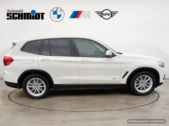BMW X3 view 7