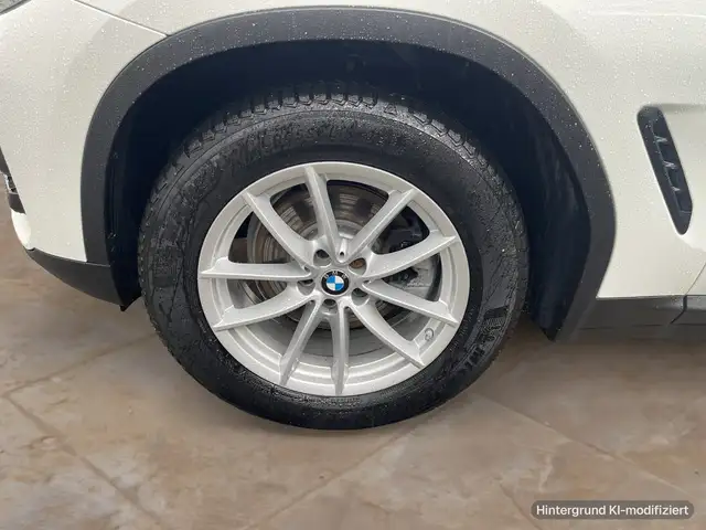 BMW X3 view 9
