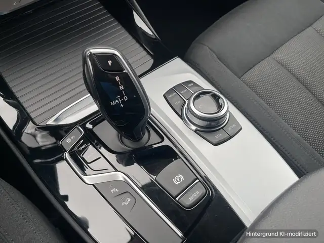 BMW X3 view 12
