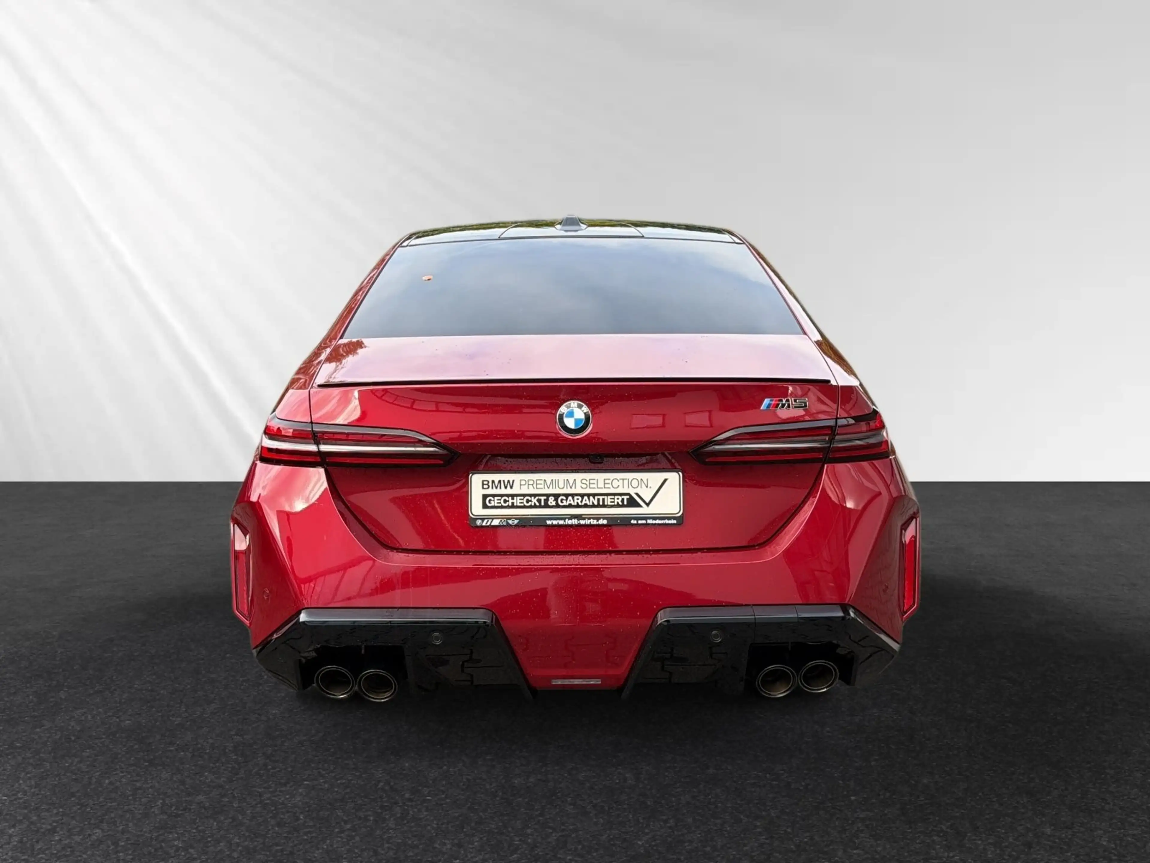 BMW M5 Limousine Panorama|B&W|DAProf.|PA+ — photo 8