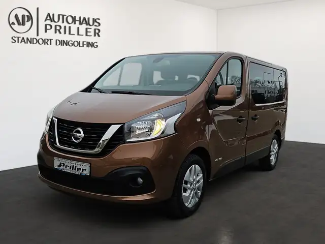 Nissan NV300 Kombi L1H1 2,7t PREMIUM/NAVI/DAB/8.Sitzer