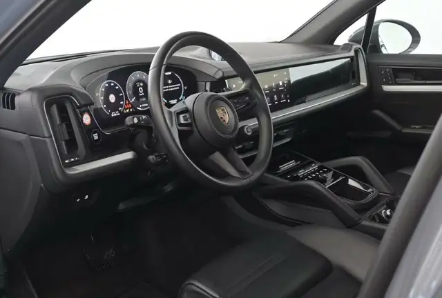 Porsche Cayenne E-Hybrid*BOSE*LUFT*HUD*INNO*PANO*AHK*14WEG Ansicht 6