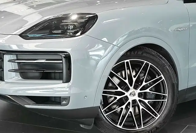 Porsche Cayenne E-Hybrid*BOSE*LUFT*HUD*INNO*PANO*AHK*14WEG Ansicht 24
