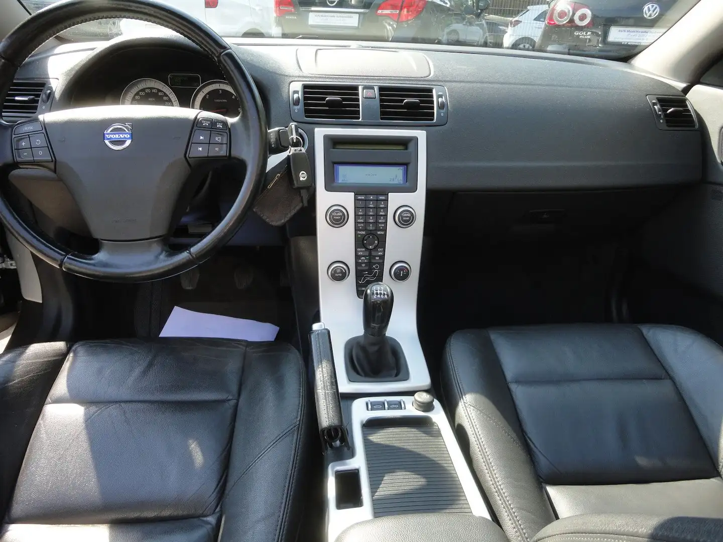 Volvo C70 2,0 D/130 KW 1.Hand+Leder+Xenon Scheckheft Ezüst - 2