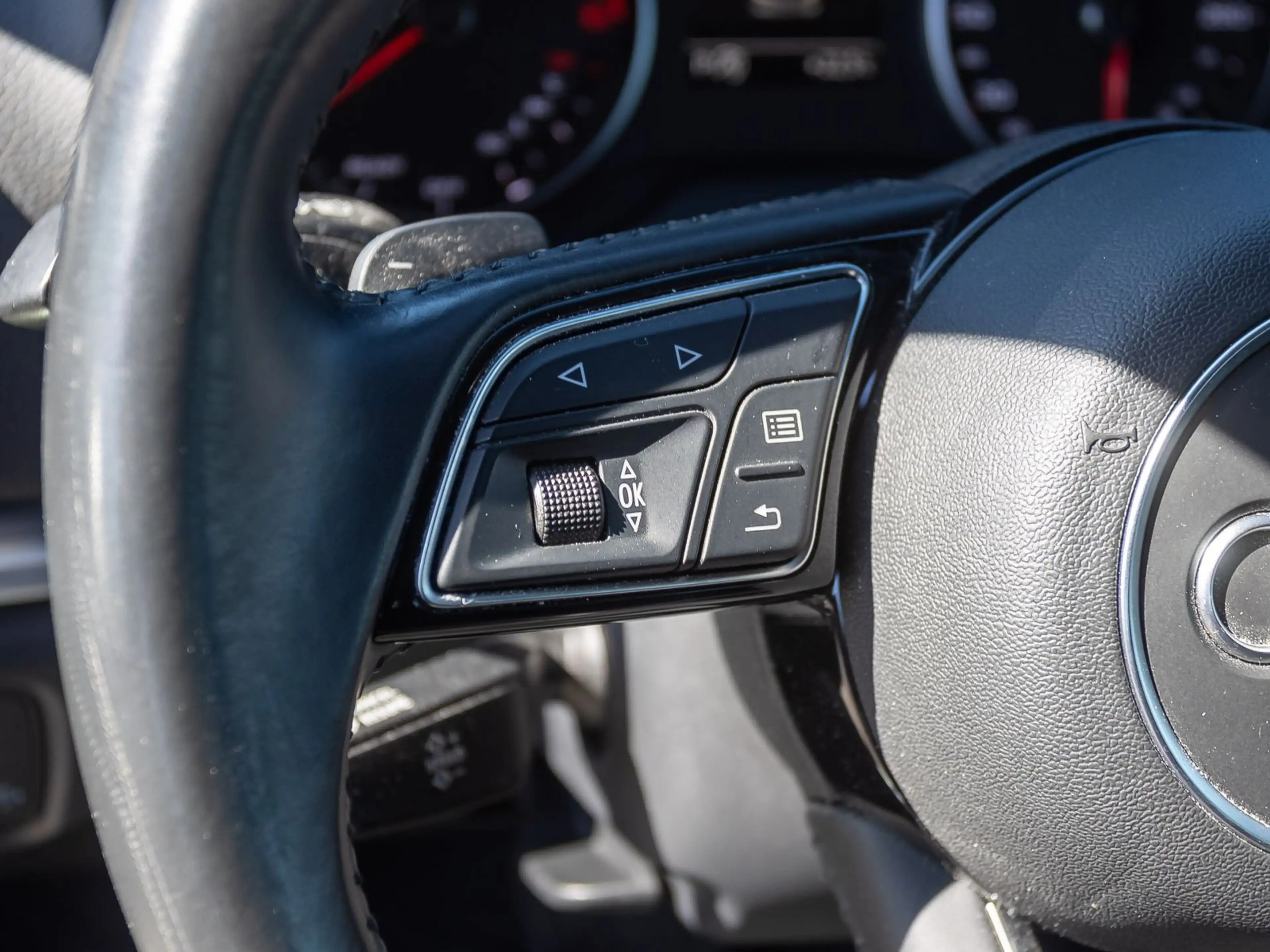Audi A3 Sport 35TDI Stronic Navi LED GRA AH — photo 14