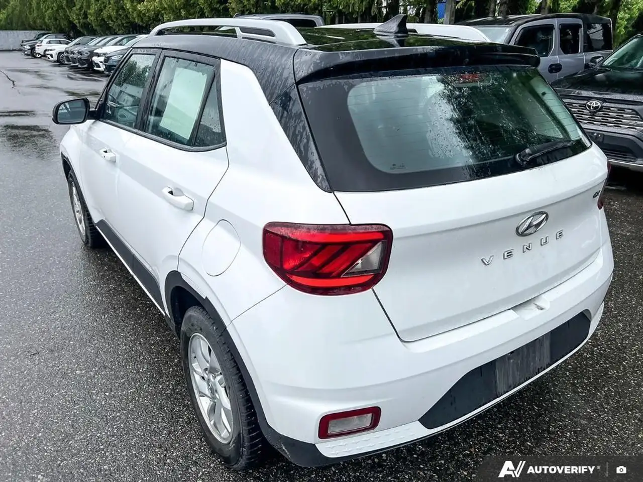 Hyundai Venue снимка Hyundai Venue