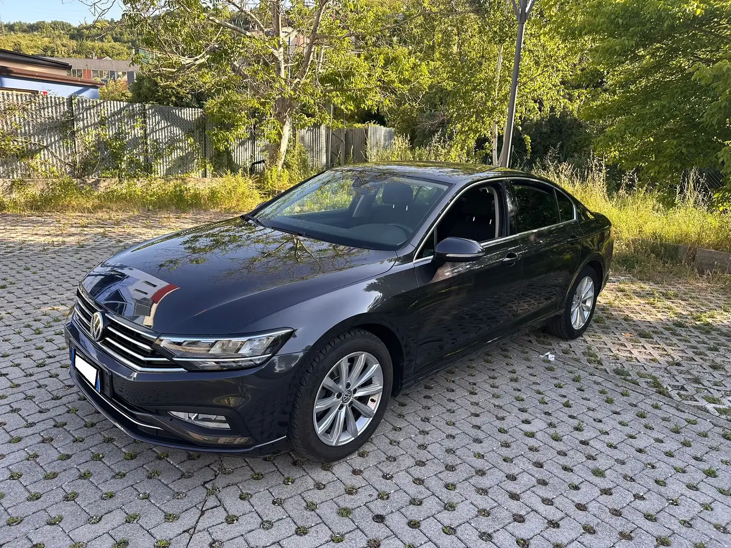 Volkswagen Passat Passat VIII 2019 Berlina 1.6tdi Business 120cv dsg Szürke - 1