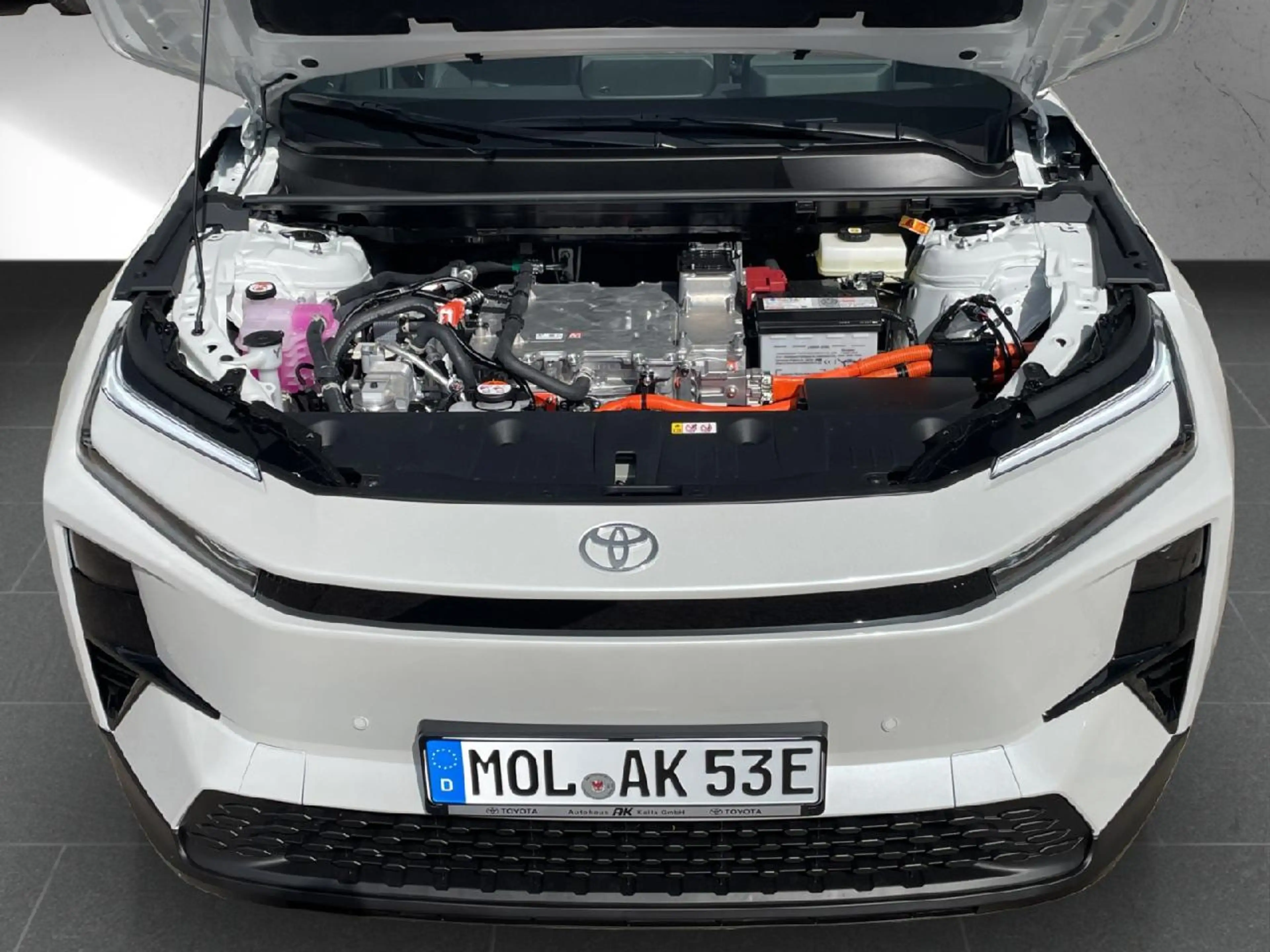 Toyota C-HR+ 165 kW Teamplayer — photo 13