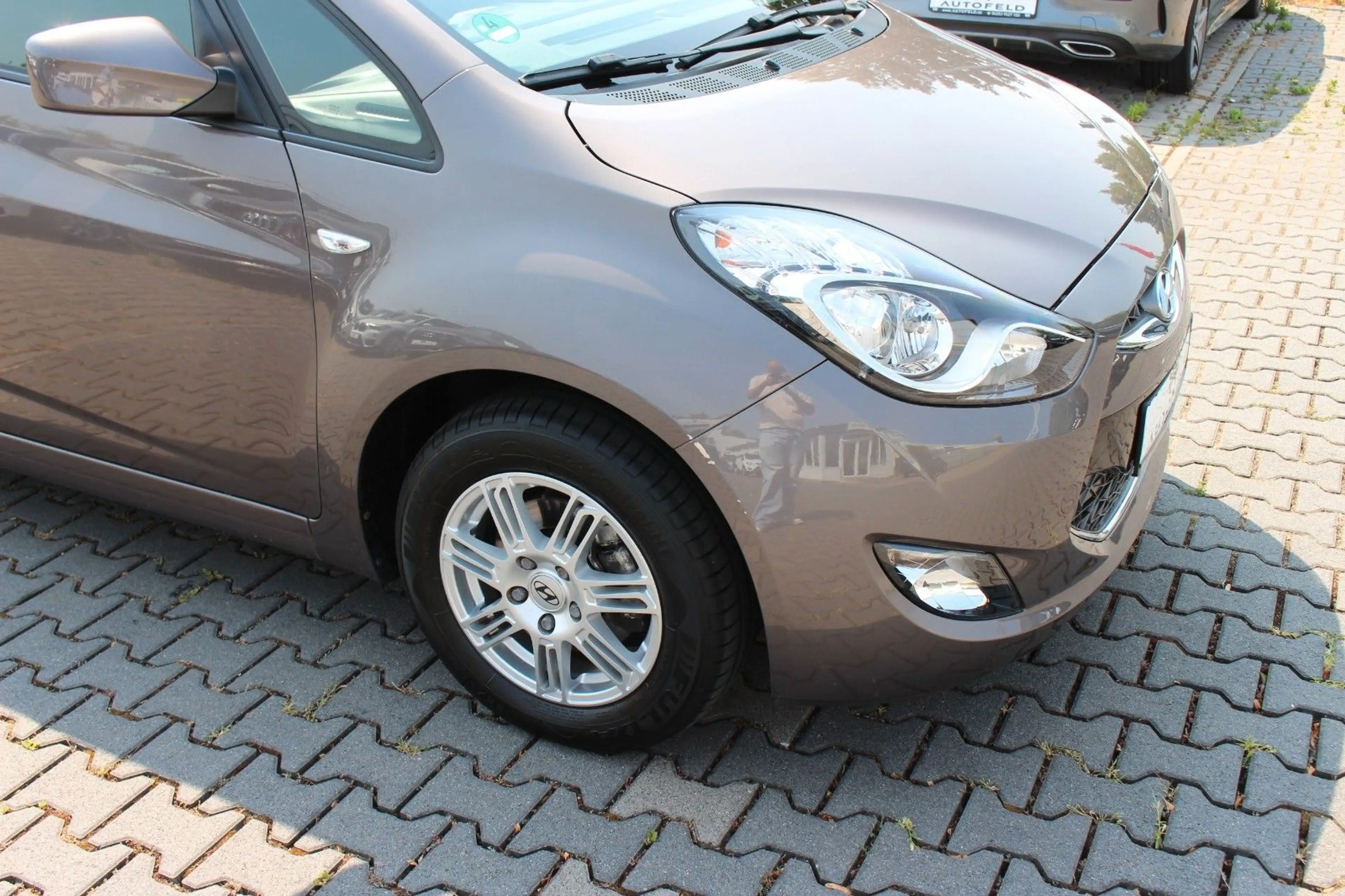 Hyundai iX20 1.6 Comfort/VOLLSHEFT/KLIMA/PDC/RADIO/AUX — photo 7