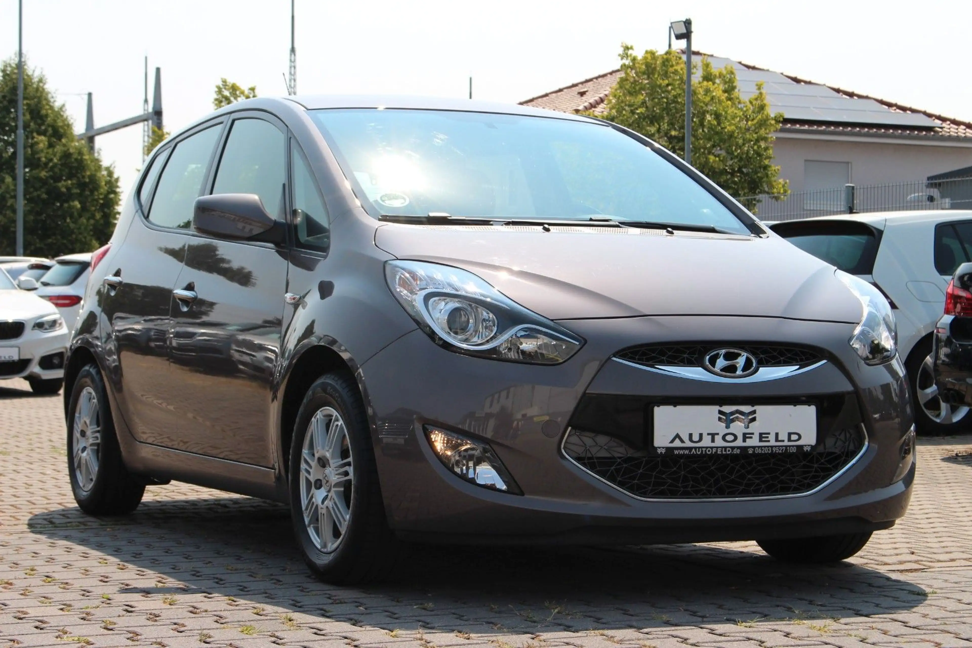 Hyundai iX20 1.6 Comfort/VOLLSHEFT/KLIMA/PDC/RADIO/AUX — photo 3