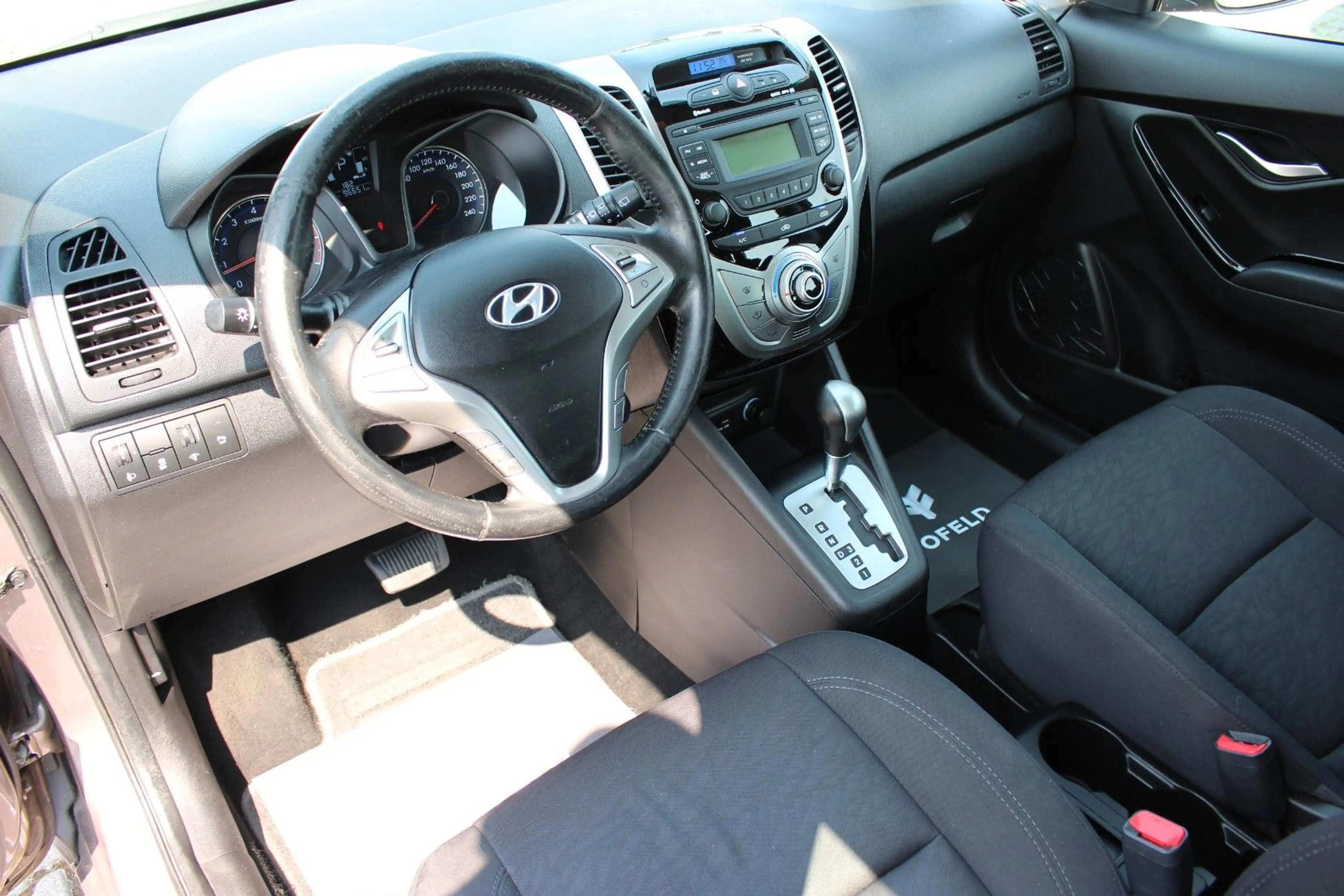 Hyundai iX20 1.6 Comfort/VOLLSHEFT/KLIMA/PDC/RADIO/AUX — photo 10