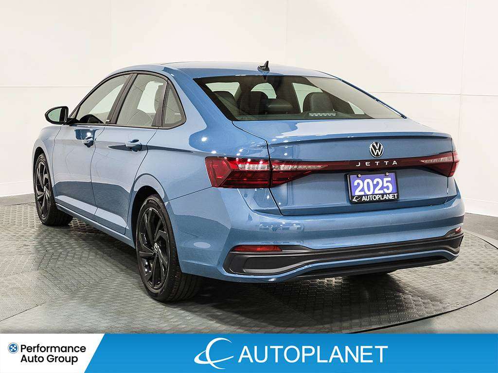 2025 Volkswagen Jetta Comfortline, Android Auto, Sunroof, Back Up Cam! — снимка 1