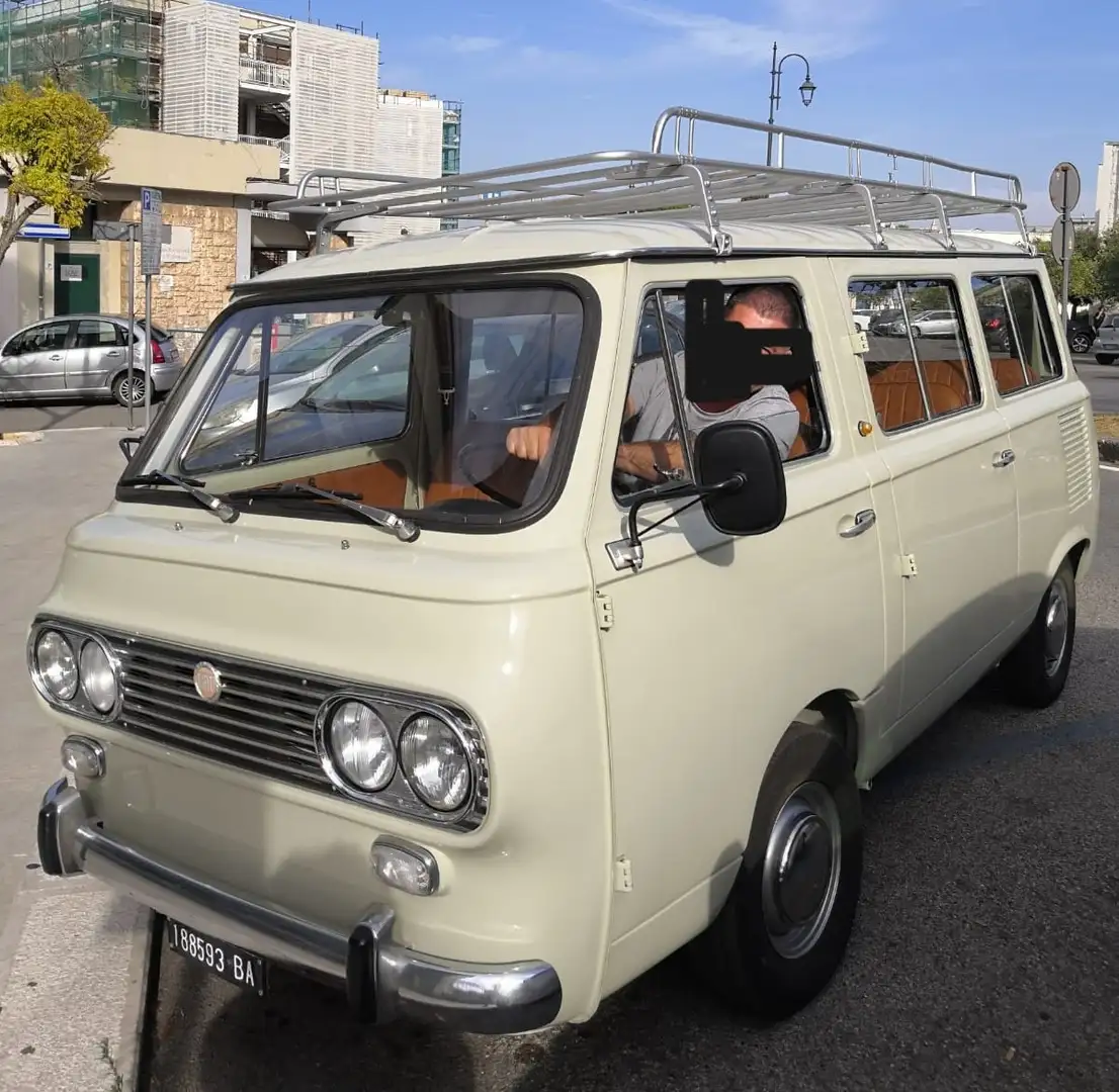 Fiat 850 Pulmino Beige - 1