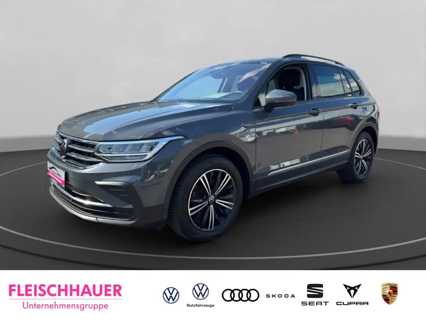 Volkswagen Tiguan 2.0 TDI Life LED+DC+AHK+ACC+NAVI+RFK+CARPLAY+SHZ+ Gris - 1
