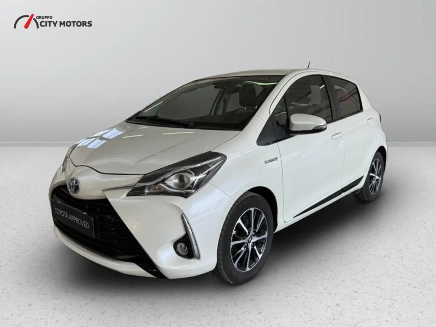 Toyota Yaris 5p 1.5 hybrid Trend White Edition my18 Blanc - 1