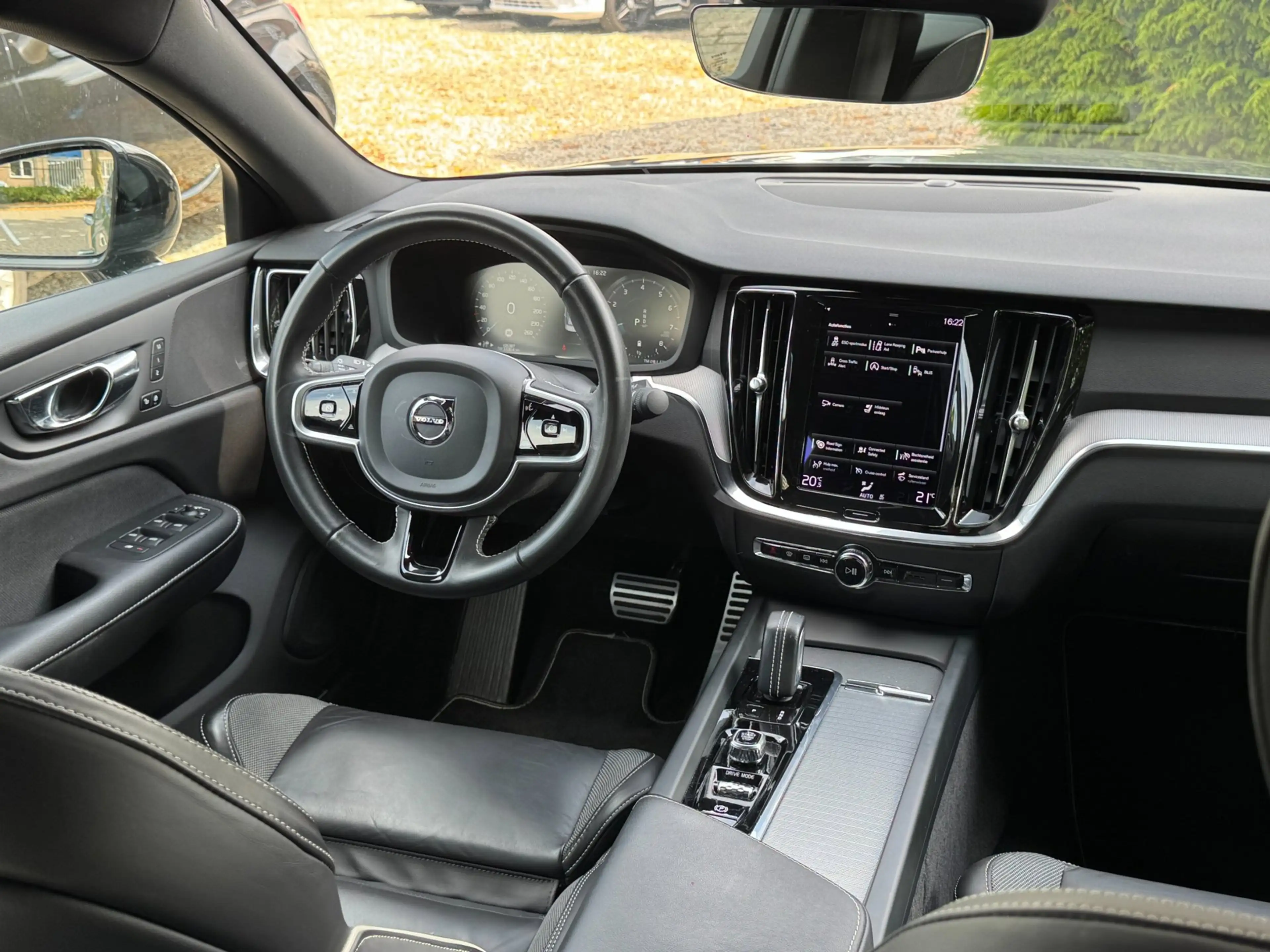 Volvo S60 2.0 B3 R-Design|Sportstoel|Camera|Memory| — photo 10