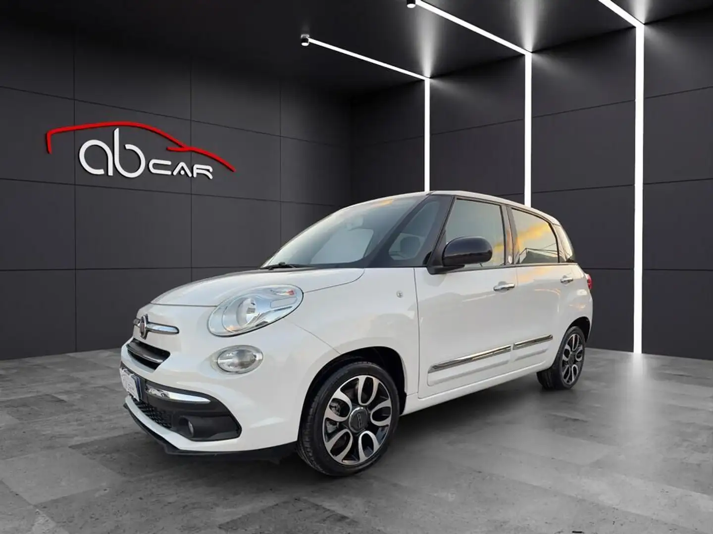 Fiat 500L 1.6 mjt Urban 120cv my19 Blanc - 1
