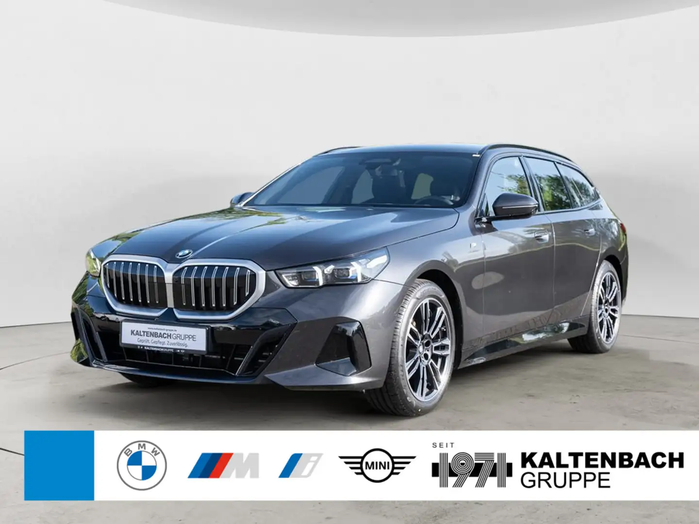 BMW 520 d Touring xDrive M-Sport PANO AHK HUD LED Gris - 1