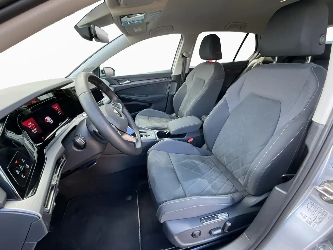 Volkswagen Golf Style+DSG+PHEV+Led+Navi 9