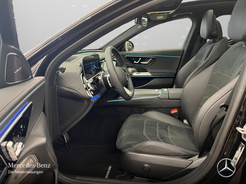 Mercedes-Benz E 300 de Hybrid AMG Fahrass Pano Burmester Distr+ — photo 11