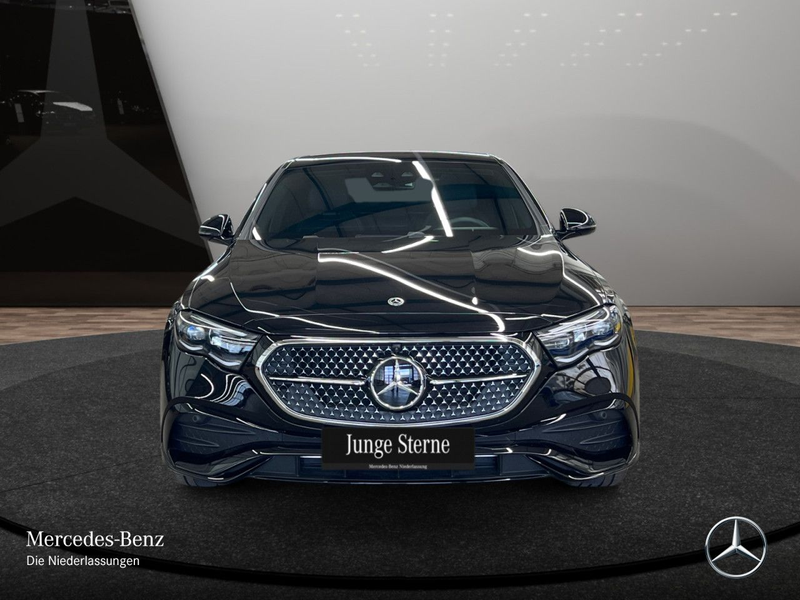 Mercedes-Benz E 300 de Hybrid AMG Fahrass Pano Burmester Distr+ — photo 3