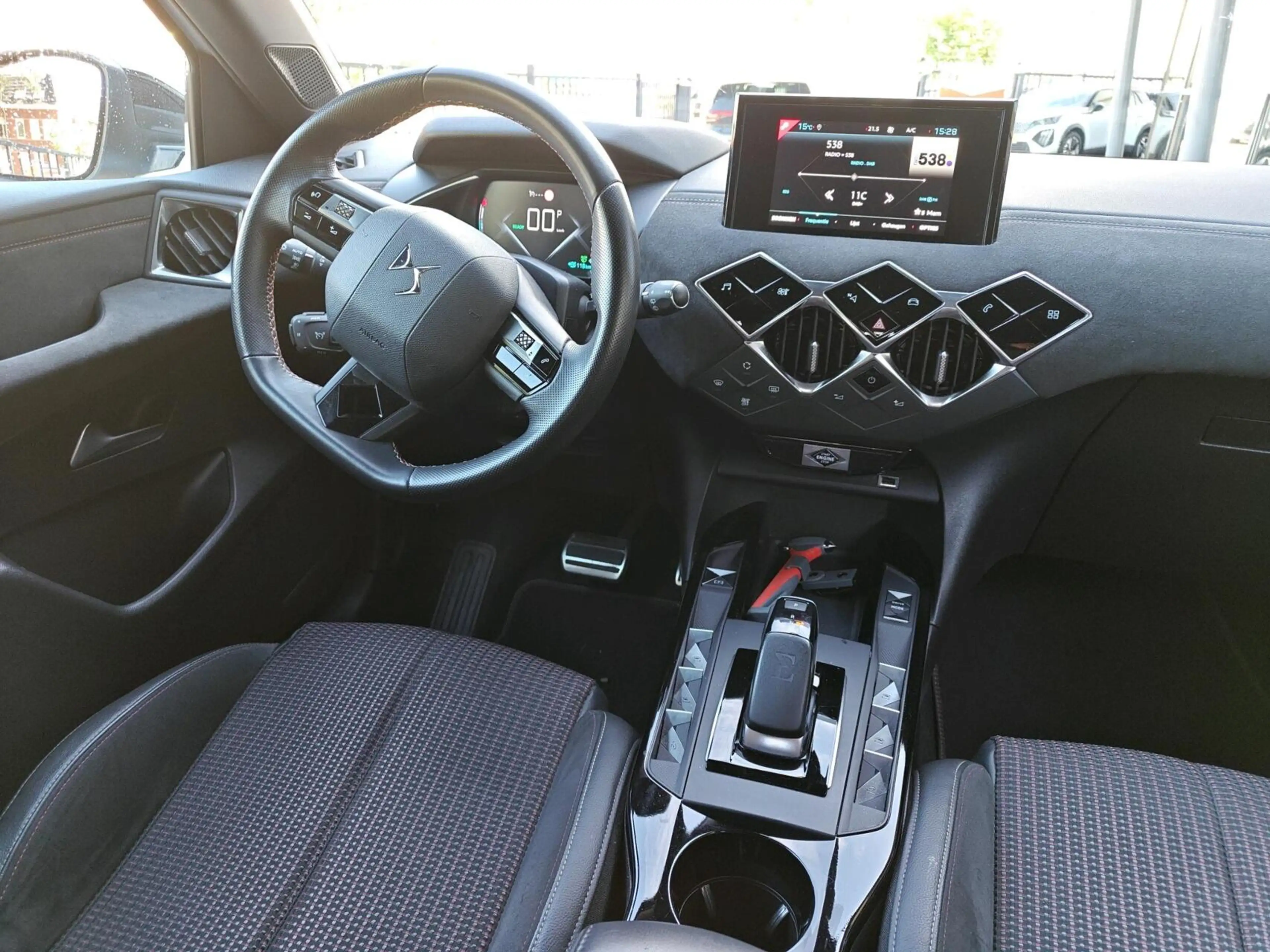DS Automobiles DS 3 Crossback E-Tense Performance Line 50 kWh | LED | — photo 2