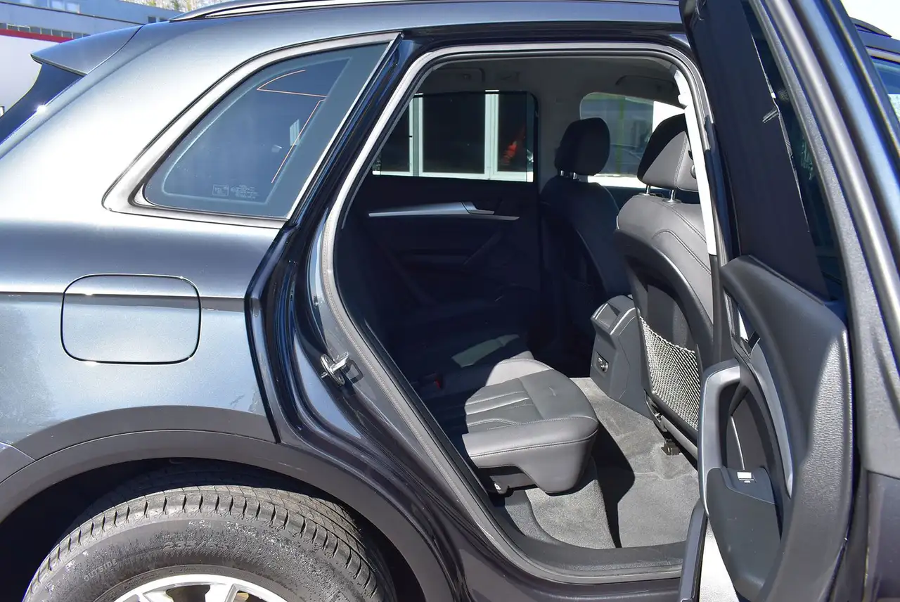 Audi Q5 40TDI quattro LED+SpoSi+Leder+SHZ+Kamera+DAB 10