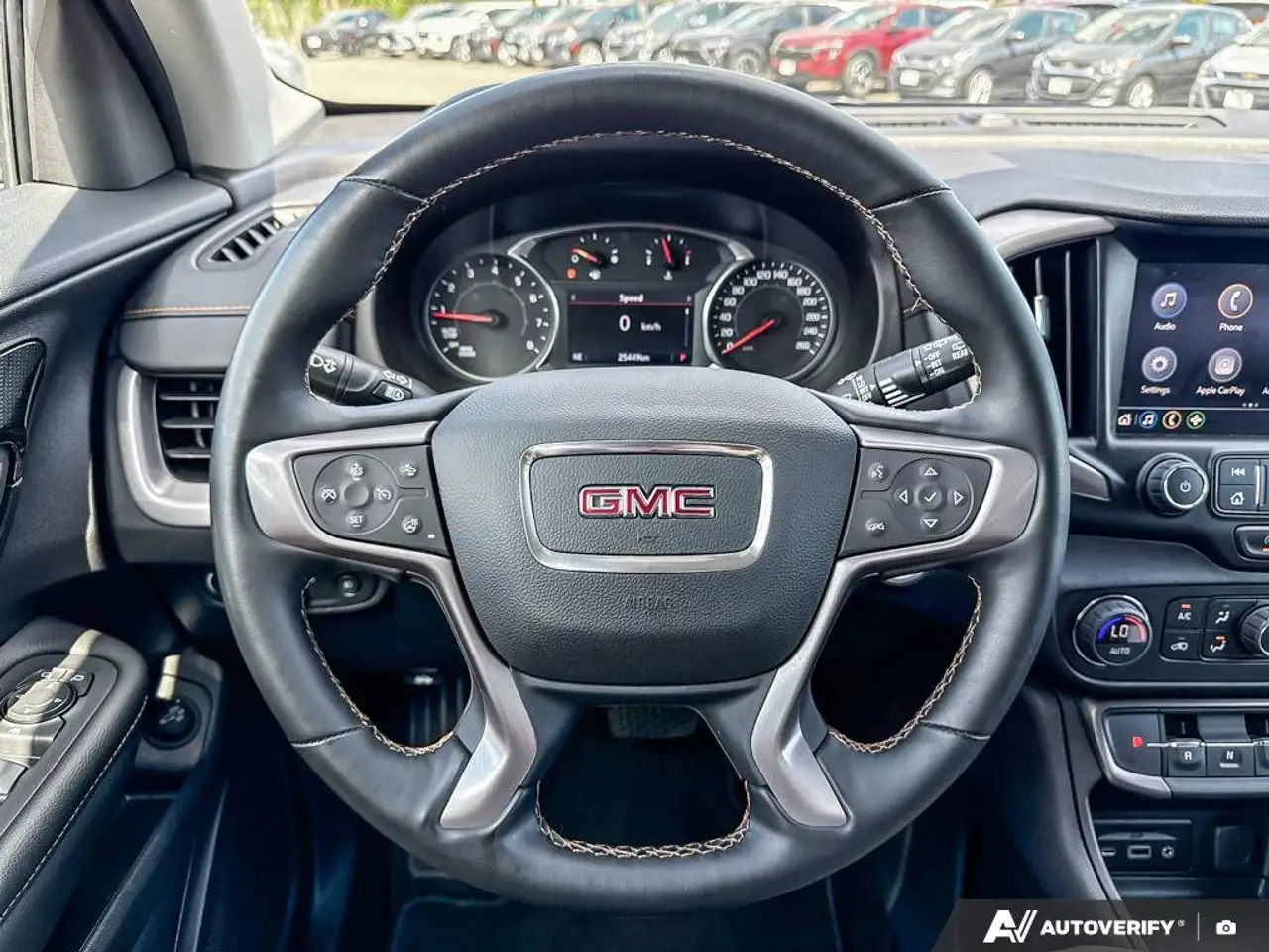 GMC Terrain снимка GMC Terrain