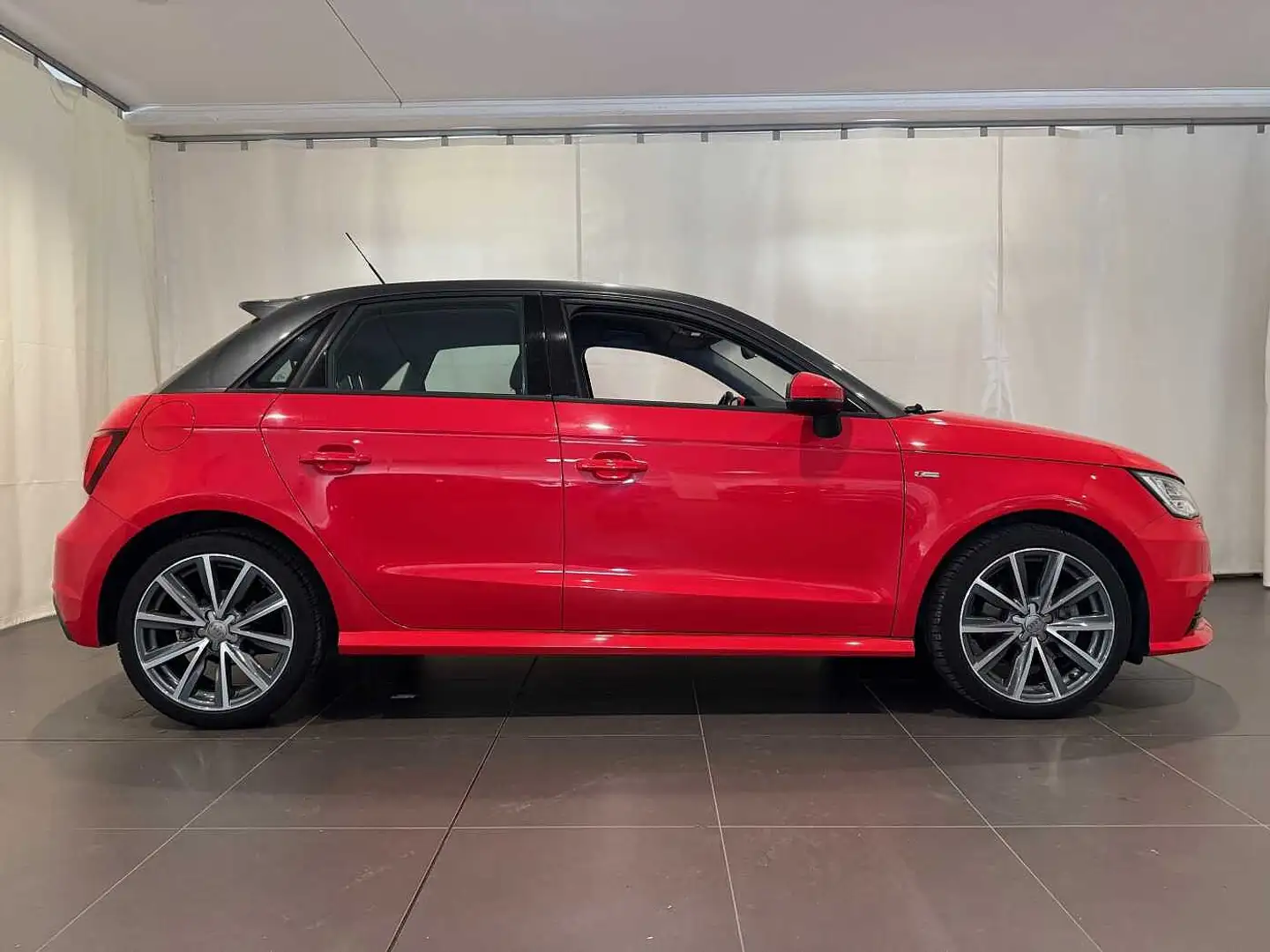 Audi A1 A1 SPB 1.4 TFSI 125 CV S tronic Admired Rood - 2