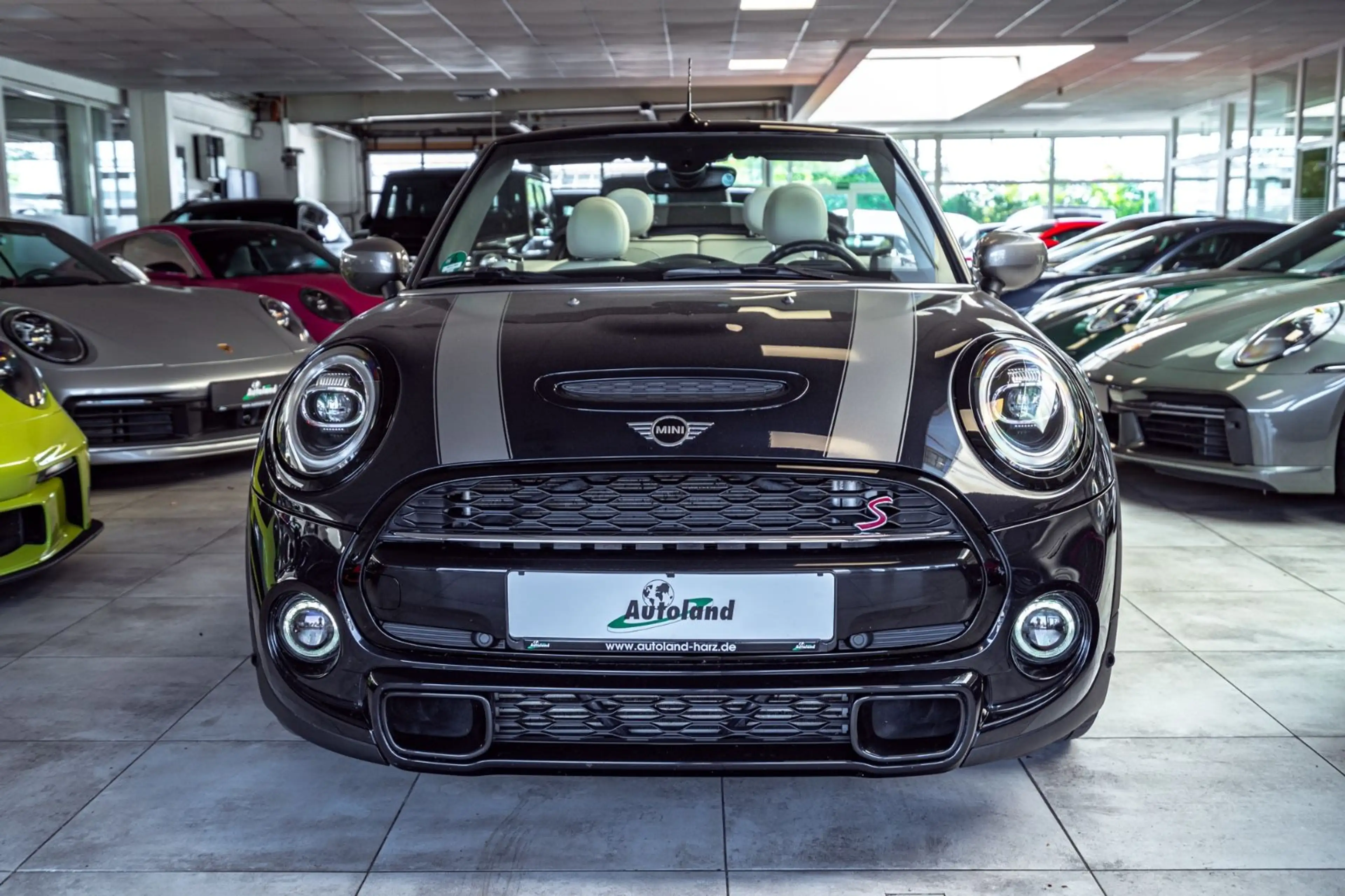 MINI Cooper S Cabrio Mini Cooper S Cabrio*YOURS-TRIM*PDC*NAVI*TOP* — photo 2