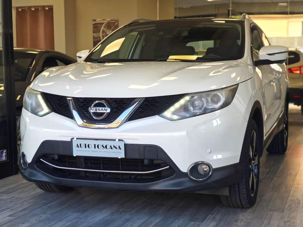 Nissan Qashqai Qashqai II 2014 1.5 dci Tekna 110cv E6